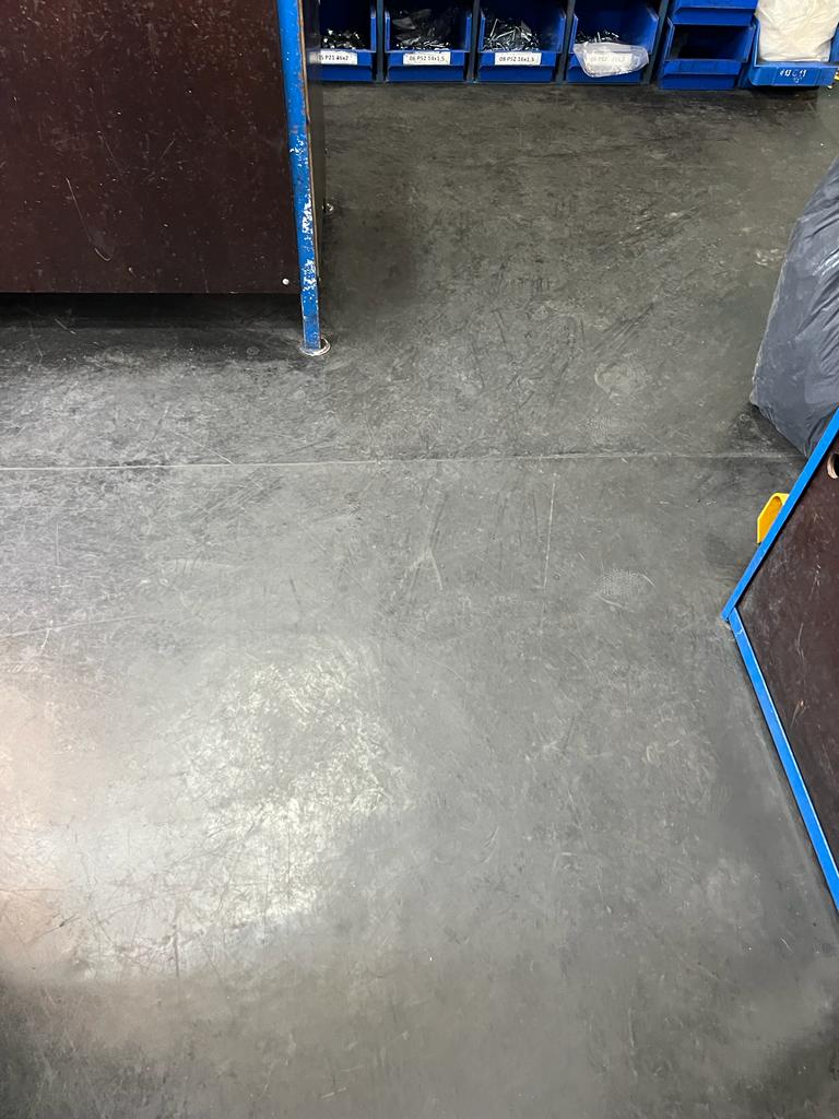 guma na podłogę po 20 latach używania